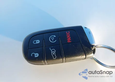 2018 Jeep Grand Cherokee Laredo E 4X4 from USA, damaged, VIN 1C4RJFAG5JC113266